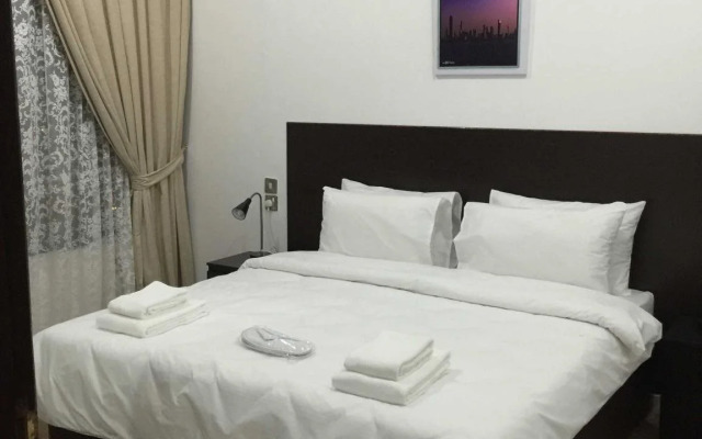 The Gulf Hotel Flats Est