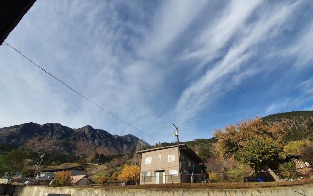 Lillooet Hotel Victoria