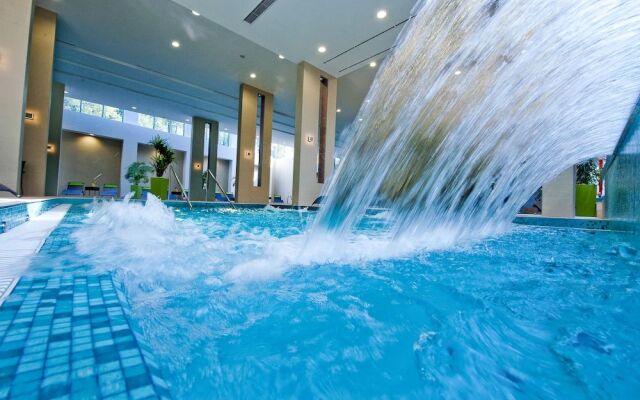 Abacus Business & Wellness Hotel