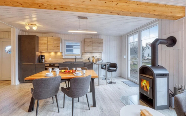 Amazing Home in Zerpenschleuse With 2 Bedrooms and Wifi