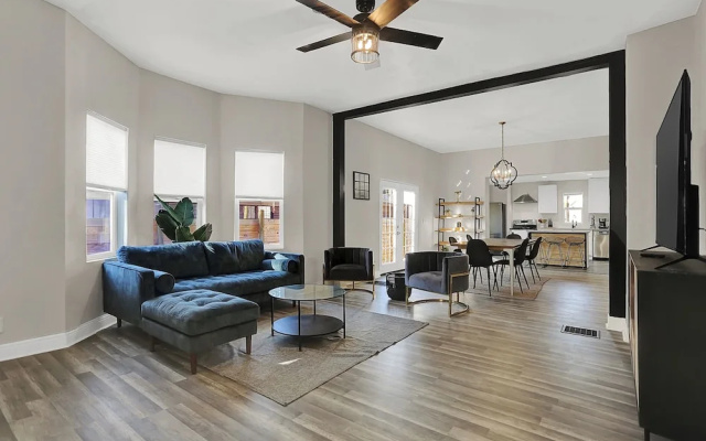 Beautiful 3500 SqFt Villa in Fountain Sq