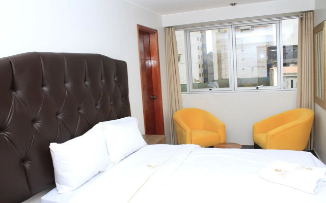 Golden vox hotel suite