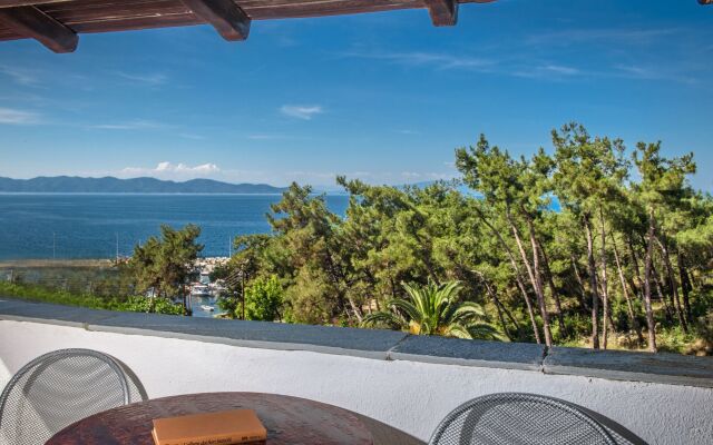 Leandros Hotel