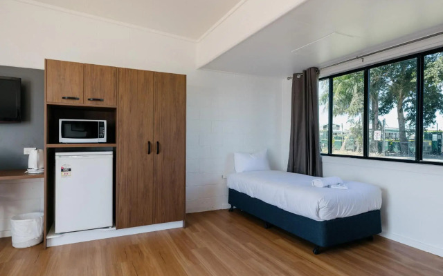 Boomerang Motor Hotel