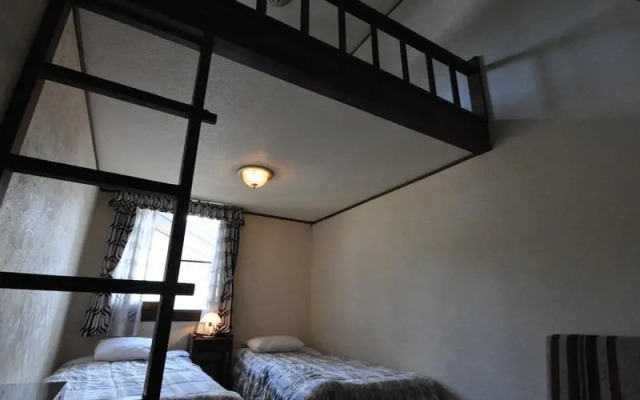 Guest House Wind Inn Hakuba