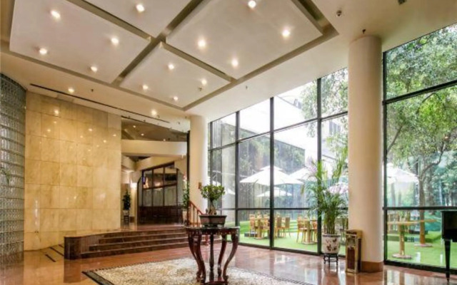 Shangri-La Golden Flower, Xian