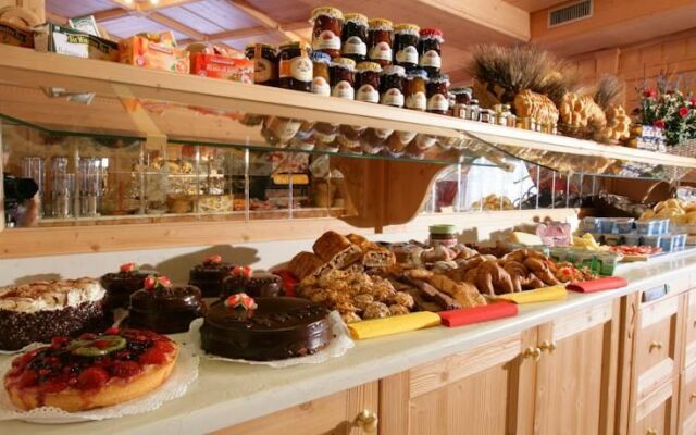 Hotel Garni La Roccia