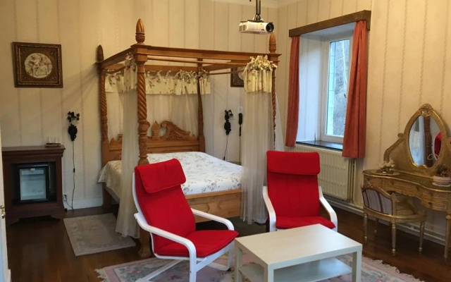 Le Chateau Bleu