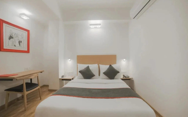 OYO Townhouse 82 Chander Nagar Janakpuri