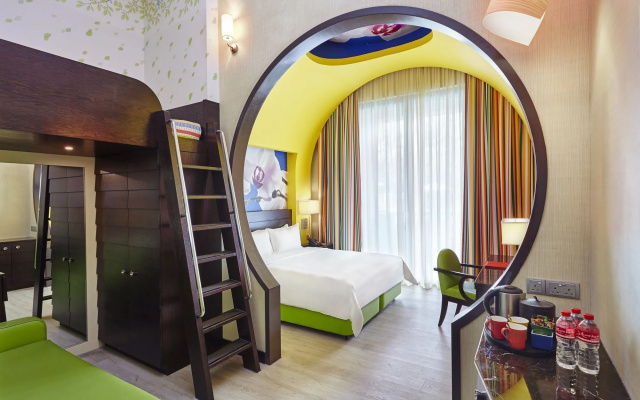 Resorts World Sentosa -  Ora