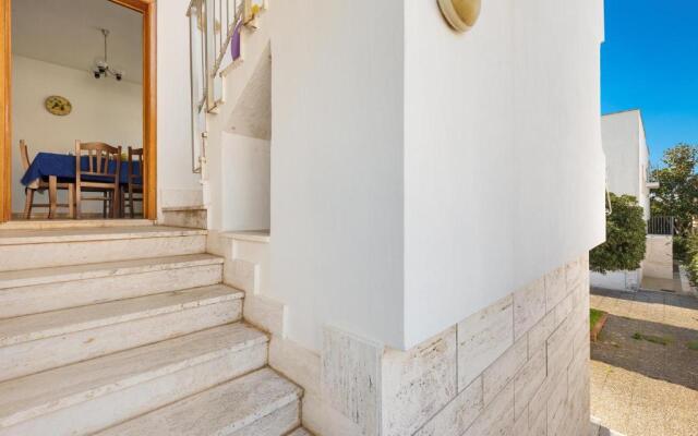 Casa Acquazzurra by BarbarHouse