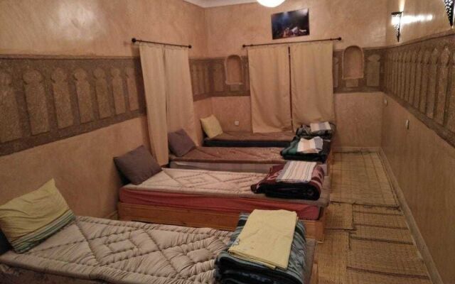Gite Paradis d'Ait Bouguemez - Hostel