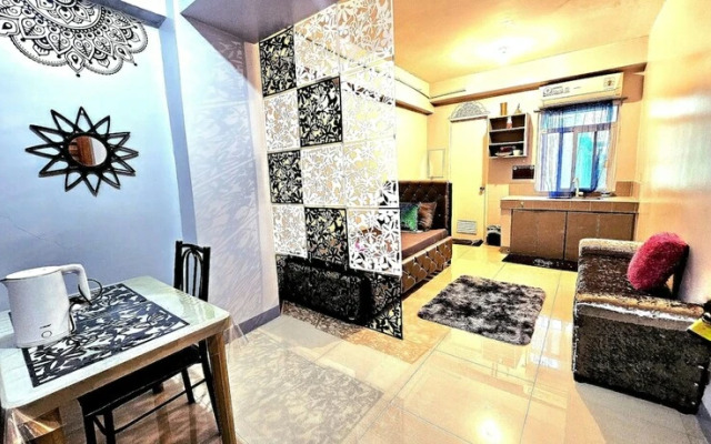 Budget Backpackers  Near Airport