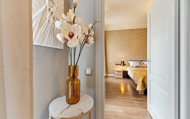 Критик Отдыхает Апартаменты на Итальянской