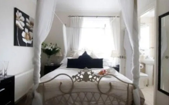 Grosvenor Lodge Guest House