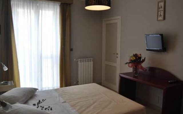 Aci Center Inn