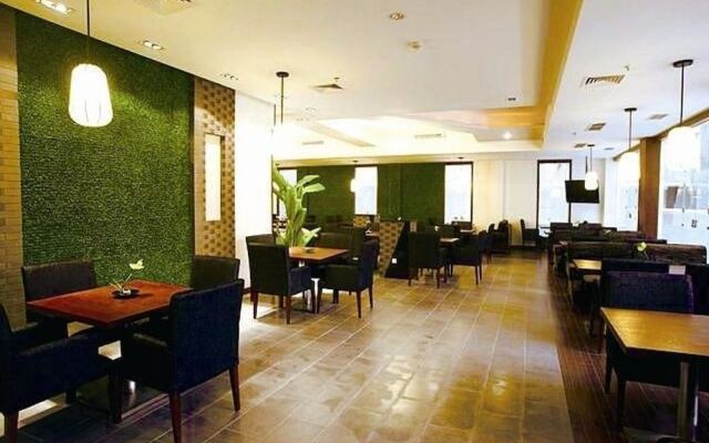 Phoenix Regalia Hotel Chunxi - Chengdu
