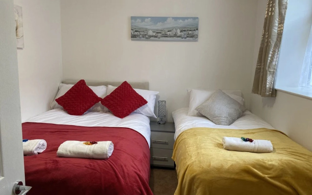 Octagon Apartment 1