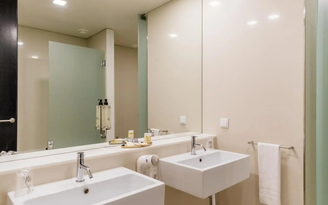 Axis Viana Business & SPA Hotel