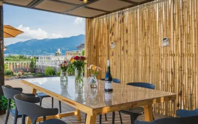 Dali Jiaxi Homestay (Bohai Longxuan Branch)