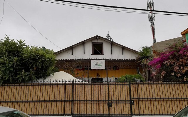 Hostal Casona de Chorrillos - Hostel