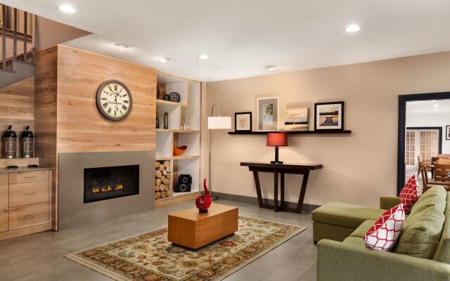 Country Inn & Suites by Radisson Romeoville I-55