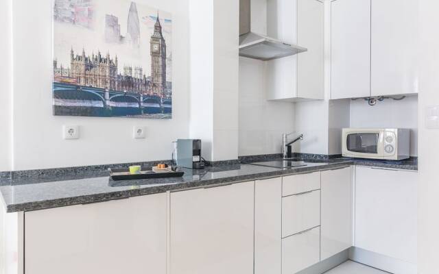 Apartment in the HEART of Bairro Alto