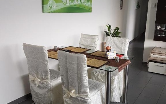Brissago: 3.5 Zi-Wohnung an extrem ruhiger Lage mit fantastischem Ausblick – Guest Rooms – Brissago
