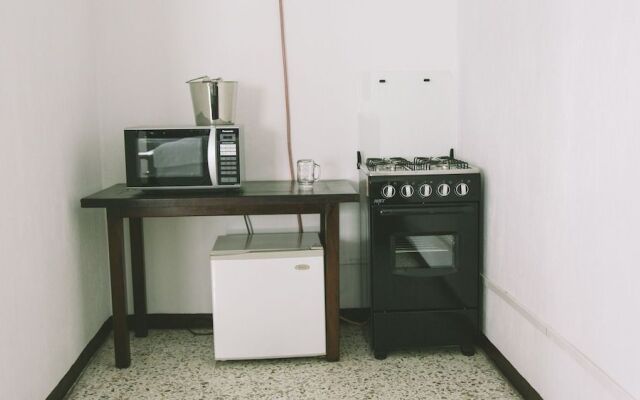 Panal Hostel and Studio Apartments