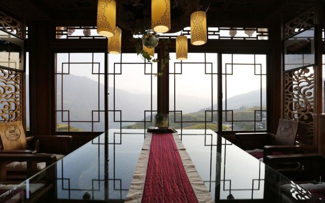 Long Ji One Hotel