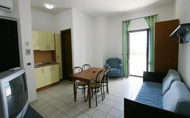 Cozy Apartment with Balcony near Puglia Beach