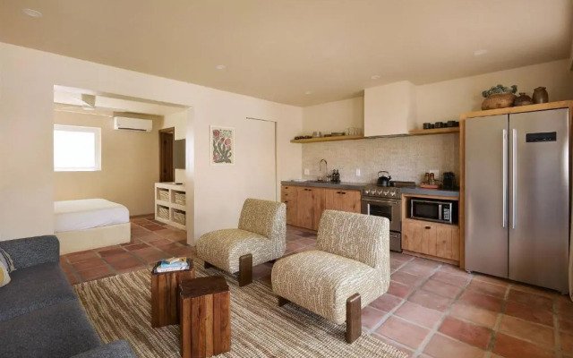 The Sand Castle Inn And Suites