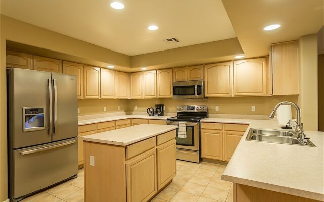 Litchfield Manor BR by Casago