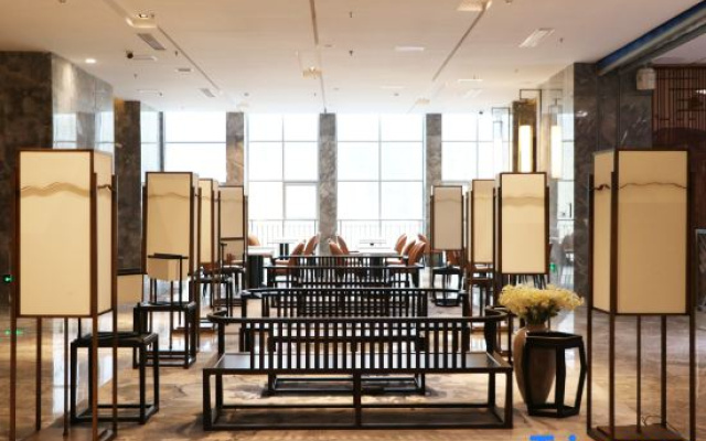 Qingdao Jiudingfeng Grand Hotel (Huangdao District Golden Beach)
