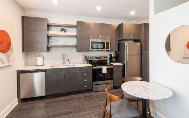 CozySuites Artistry Cincinnati
