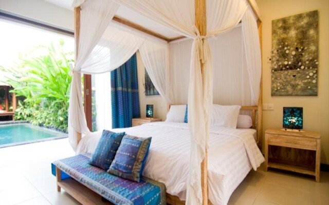 Villa Warna Warni