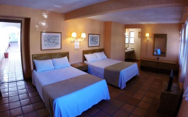 Hotel Plaza Loreto Centro Historico