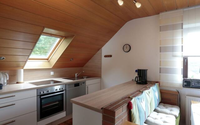 Cozy Apartment With Garden in Düdinghausen