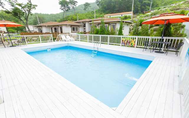 Ganghwa Herb Land Guesthouse