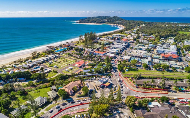 Bayside Court Apartments