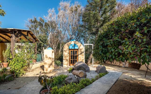 Selana House