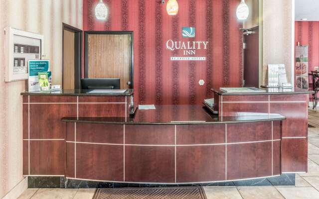 Quality Inn & Suites Mankato East