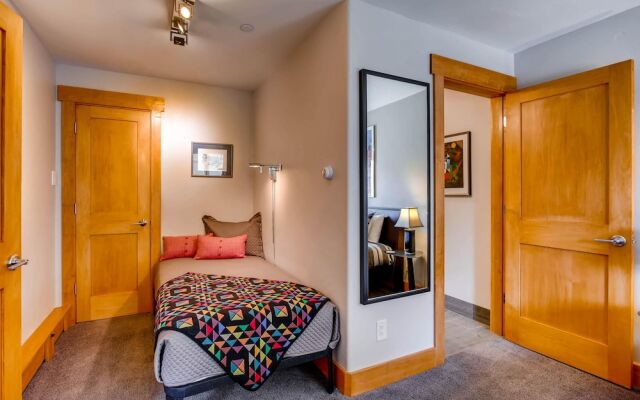 Westwind 302 2BD 2BA Plat. Condo