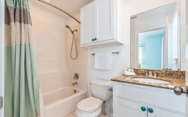 Paradise Azul - Golf Cart, Shuffleboard!