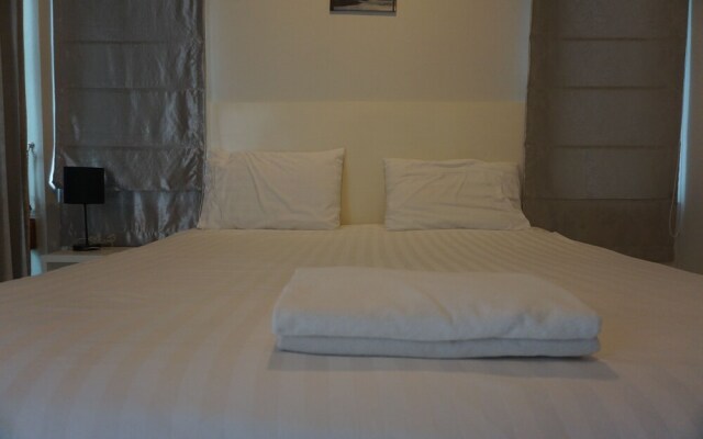 Baan Nongnooch Hotel