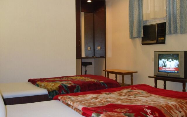 Hotel Samrat