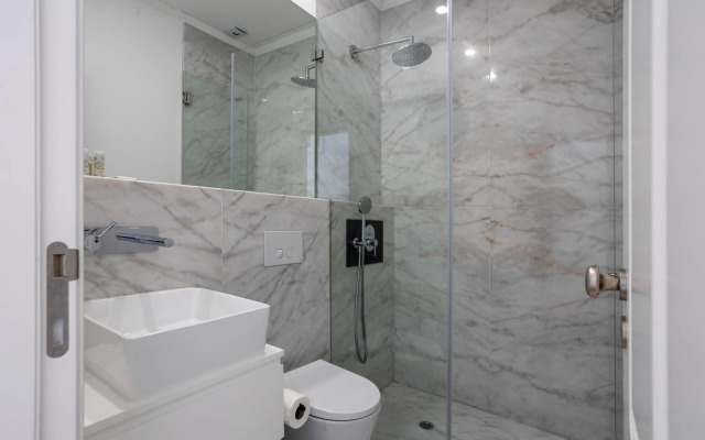 Trendy T.M Apartament by the River