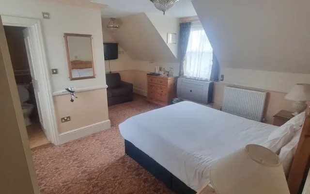 The Oak Hotel