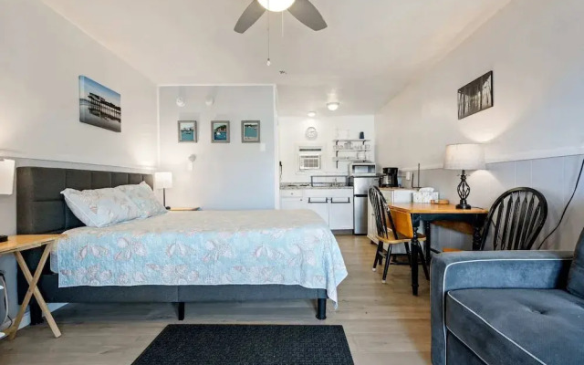 The Seabreeze Studio for 4!