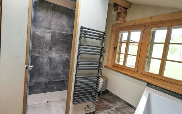 Chalet Grittelihus, Large Bathroom, Lots of Living Space, Nähe Interlaken